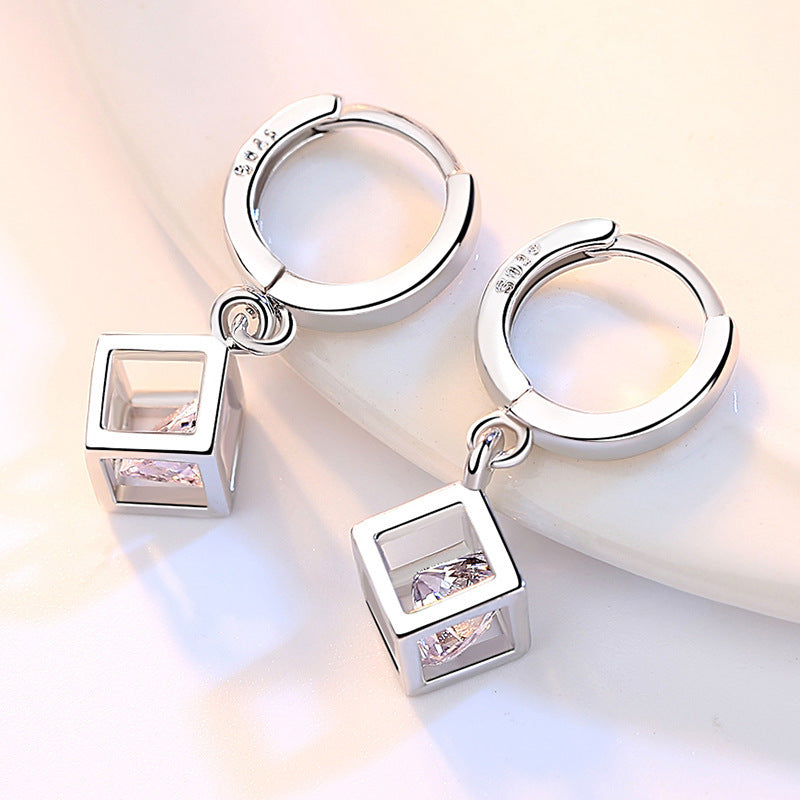 TRENDZ Cube Earrings