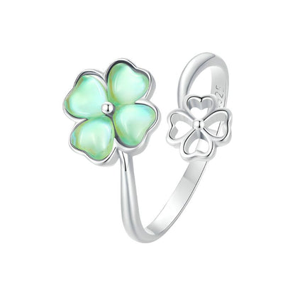 TRENDZ Lucky Four-Leaf Clover Ring