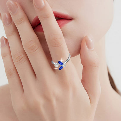 TRENDZ Ring with Sapphire Blue Crystal