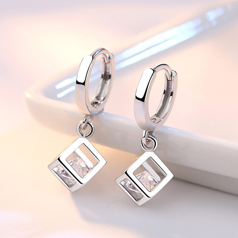 TRENDZ Cube Earrings