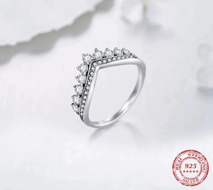 TRENDZ 925 Sterling Silver Zircon Crown Ring