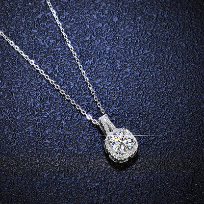 TRENDZ 2 Carat Moissanite Pendant