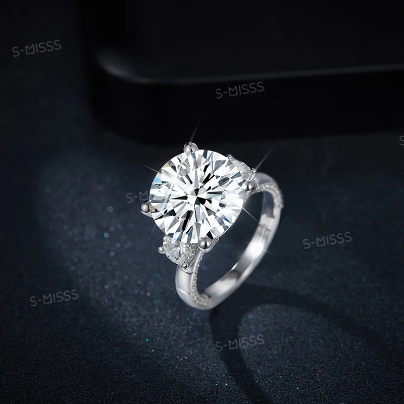 TRENDZ 8 Carat Moissanite Ring S925 Sterling Silver