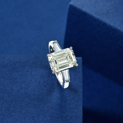 TRENDZ 925 Sterling Silver Emerald Cut Moissanite Ring