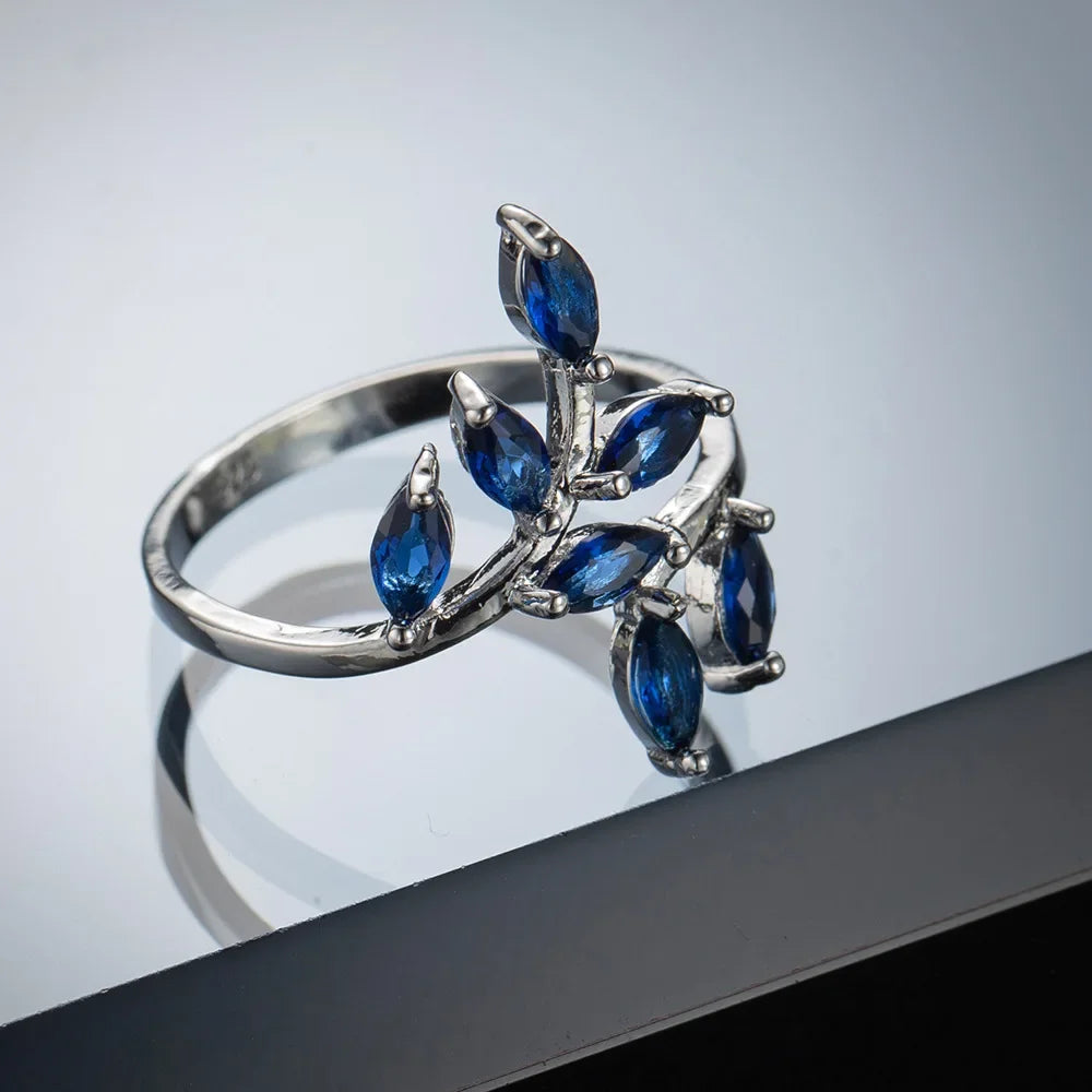 TRENDZ Luxury Blue Zircon Tree Leaves Ring