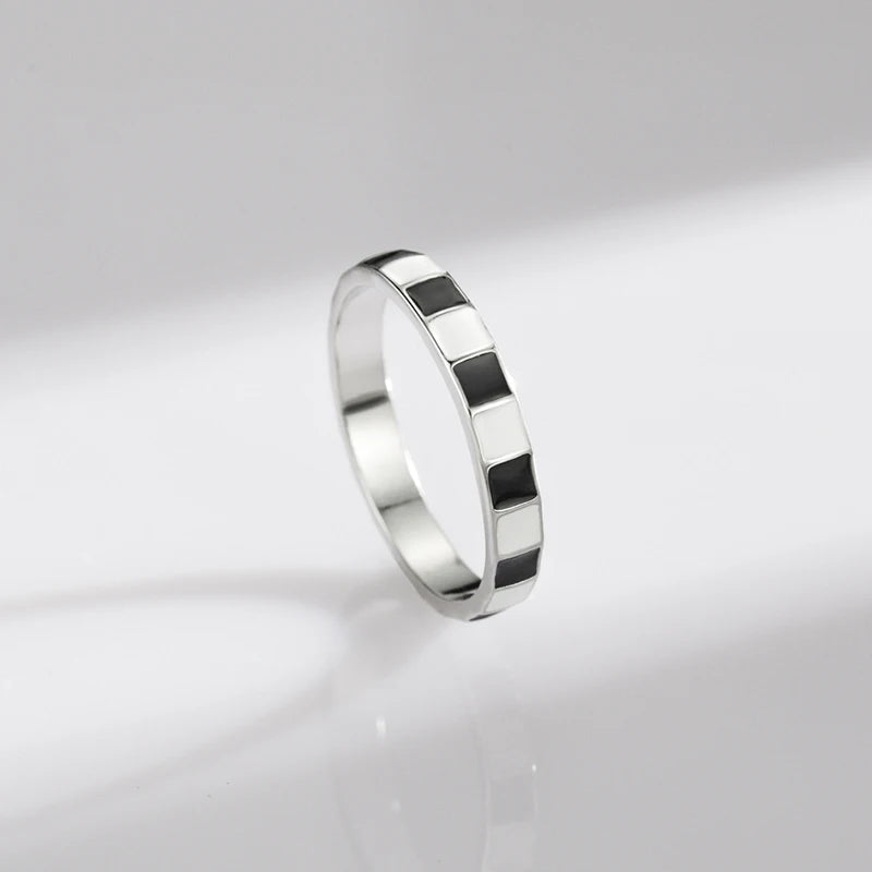 TRENDZ 925 Sterling Silver Black & White Enamel Ring