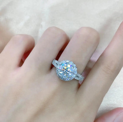 TRENDZ 2ct Moissanite Engagement Ring