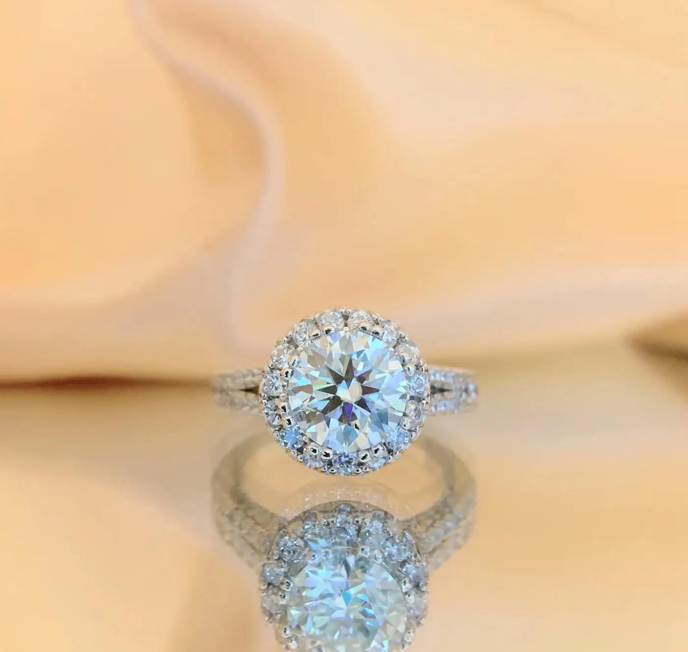 TRENDZ 2ct Moissanite Engagement Ring