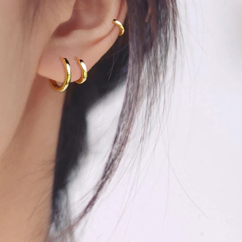 TRENDZ Small Hoop Earrings