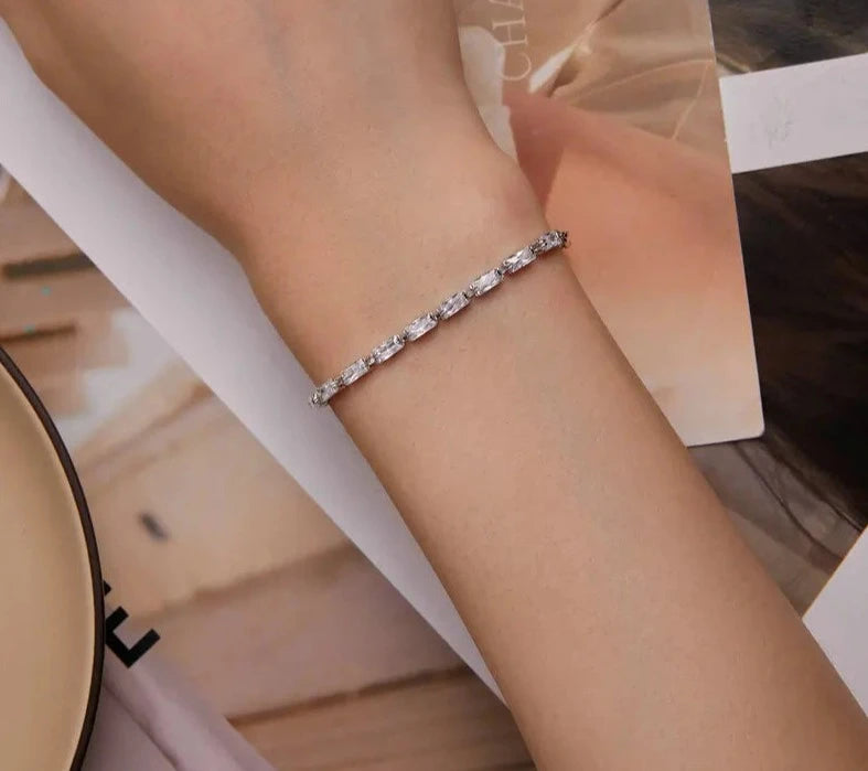 TRENDZ 925 Sterling Silver Square Zircon Tennis Bracelet