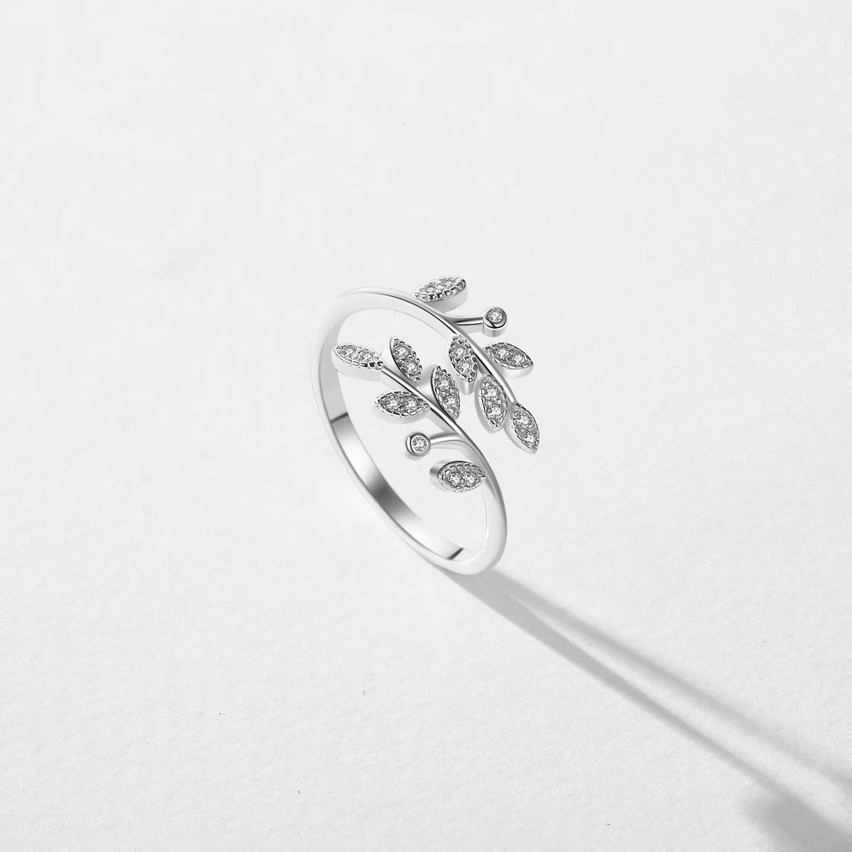 TRENDZ 925 Sterling Silver Lucky Tree Leaf Ring