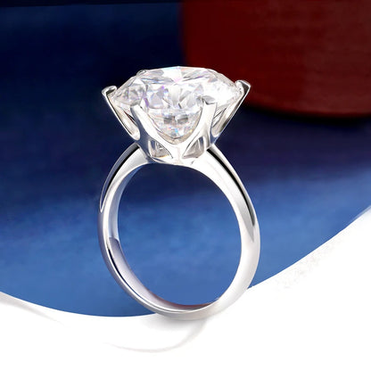 TRENDZ Exquisite 0.5 - 10CT D Color VVS1 Moissanite Ring